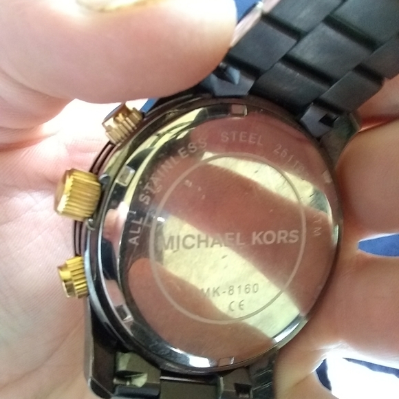 Michael Kors men's runway watch - Picture 2 of 5